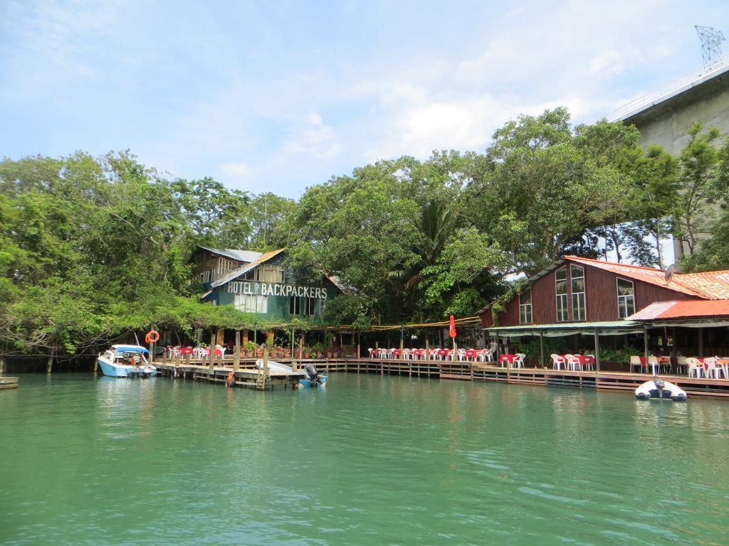 Hotel Y Restaurante Backpackers Rio Dulce Town Zewnętrze zdjęcie