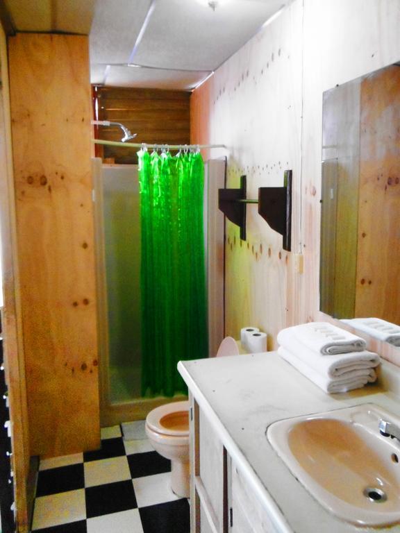 Hotel Y Restaurante Backpackers Rio Dulce Town Pokój zdjęcie